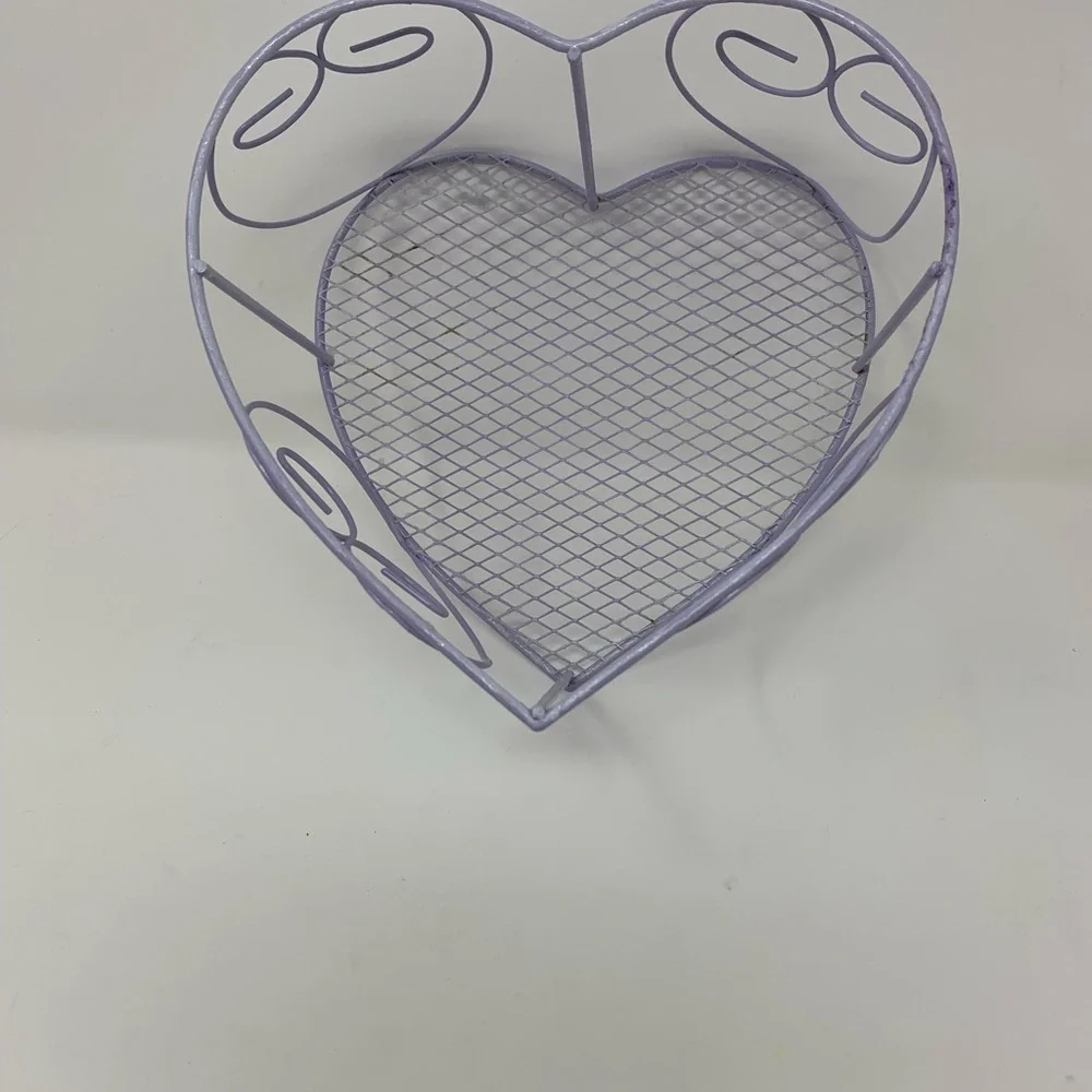 Lavender Heart-Shaped Wire Basket